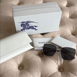 Burberry 58mm square Sunglasses with Case